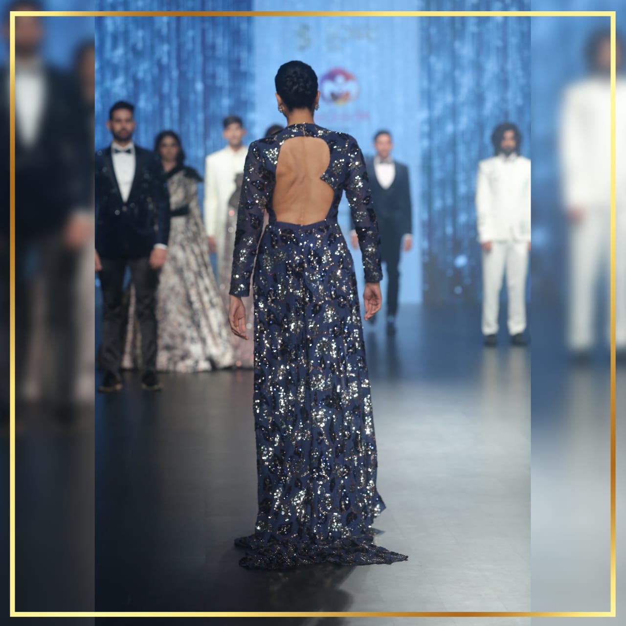 Cropped Faux leather Jacket