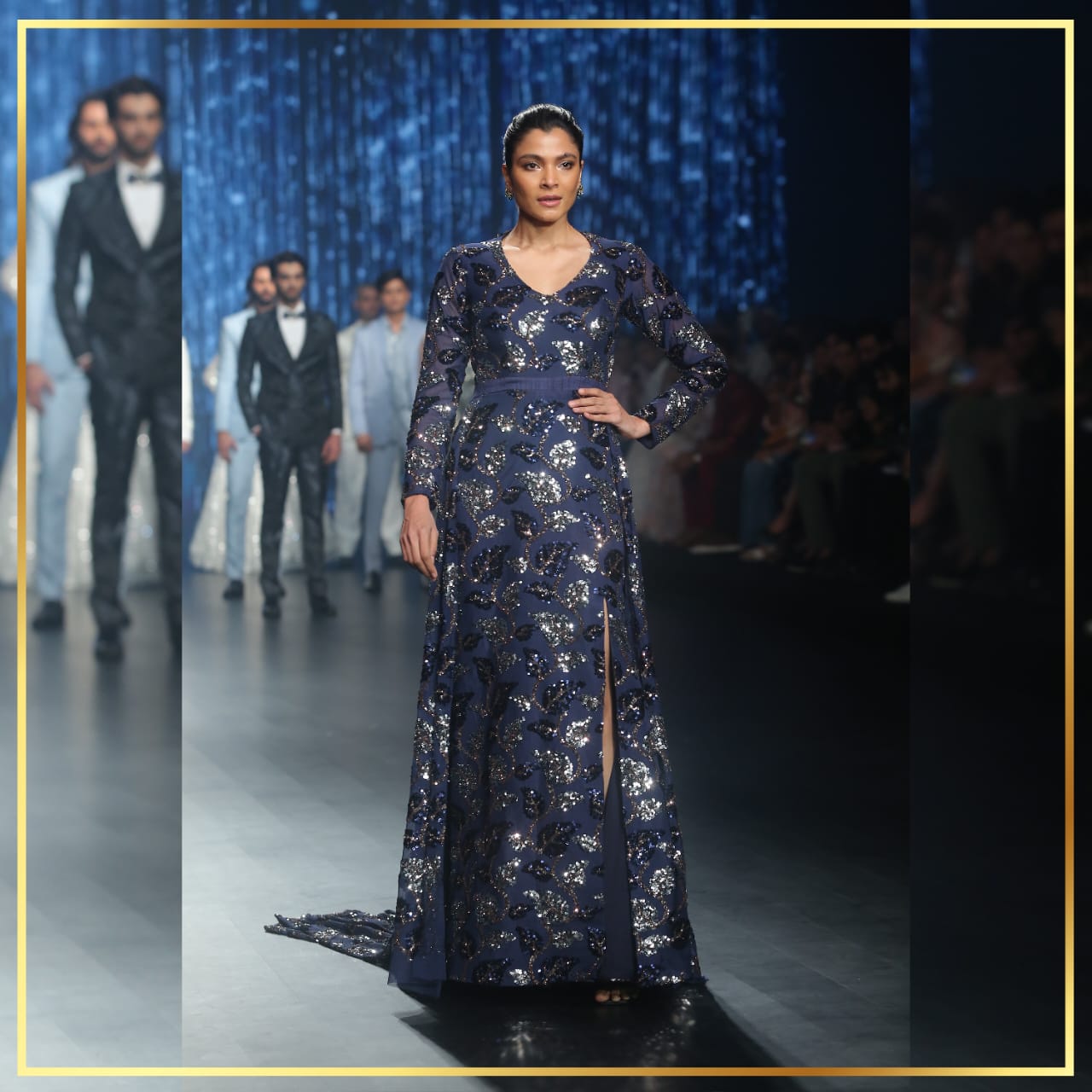 Cropped Faux leather Jacket