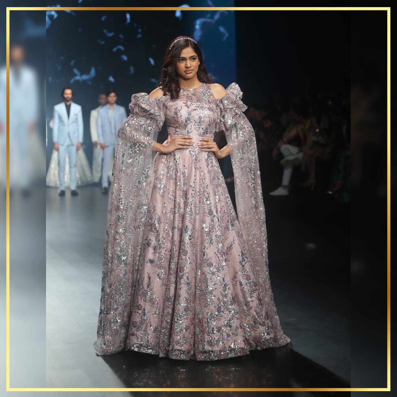 Cropped Faux leather Jacket